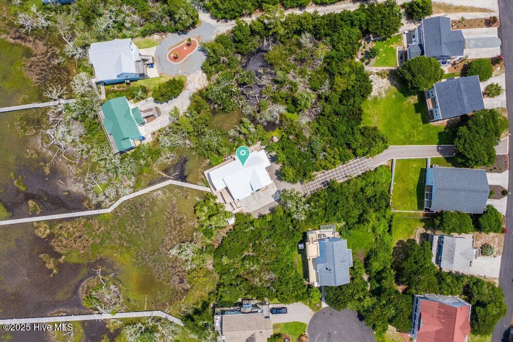 Image 64 of property listing at 50 S Oak Drive, Surf City, NC 28445