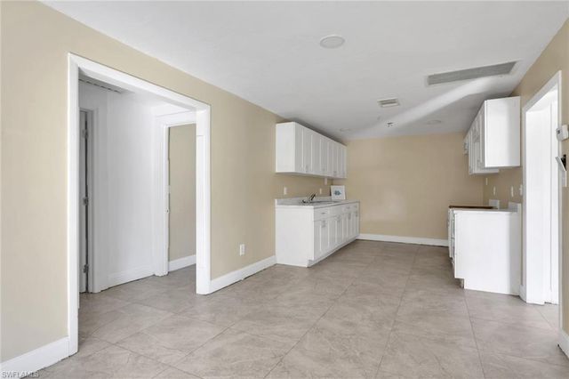 2933 Jackson ST, Fort Myers, FL 33901