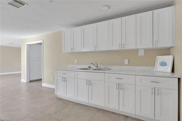 2933 Jackson ST, Fort Myers, FL 33901