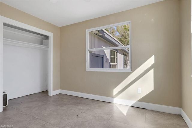 2933 Jackson ST, Fort Myers, FL 33901