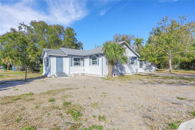 2933 Jackson ST, Fort Myers, FL 33901