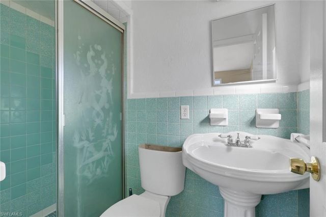 2933 Jackson ST, Fort Myers, FL 33901