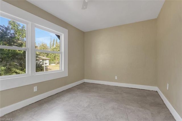 2933 Jackson ST, Fort Myers, FL 33901