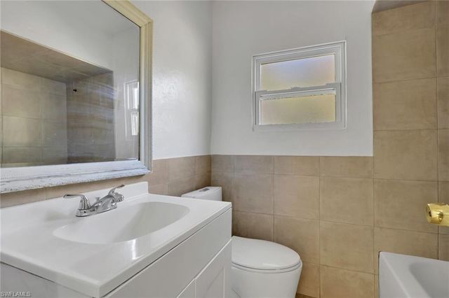 2933 Jackson ST, Fort Myers, FL 33901
