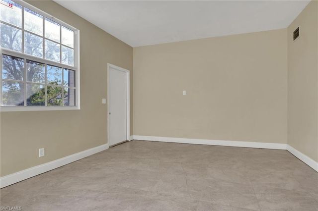 2933 Jackson ST, Fort Myers, FL 33901