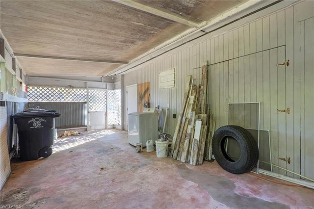 2933 Jackson ST, Fort Myers, FL 33901