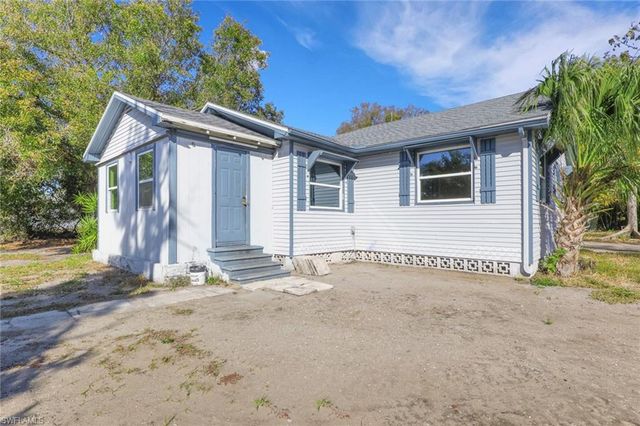 2933 Jackson ST, Fort Myers, FL 33901