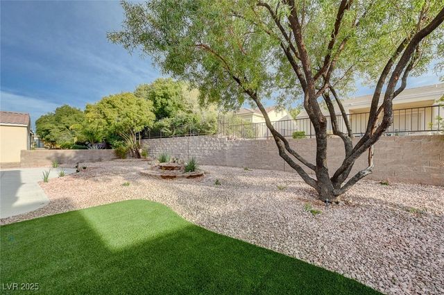 1830 Lake Wales Street, Henderson, NV 89052