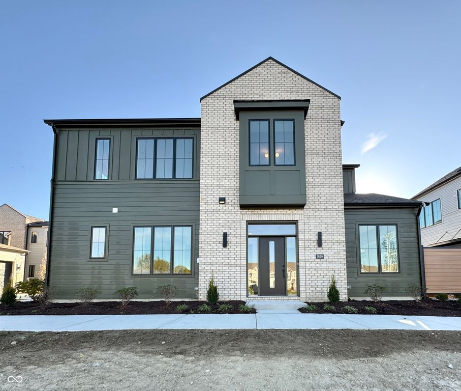 1679 Coach Drive, Westfield, IN 46074