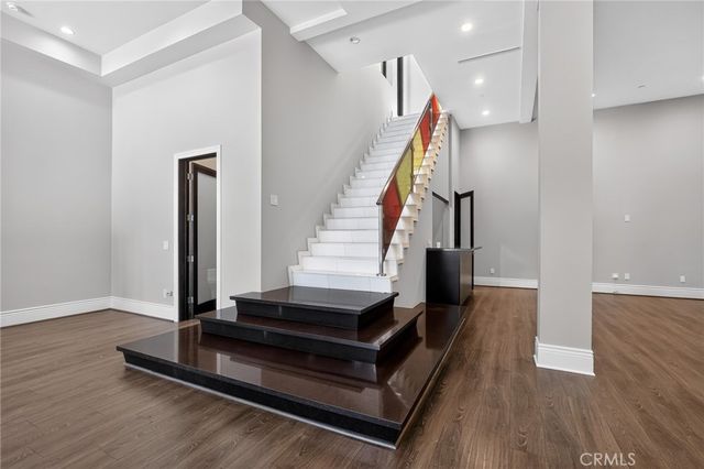 3087 Passmore Drive, Los Angeles, CA 90068
