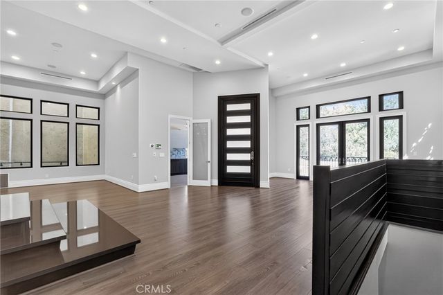 3087 Passmore Drive, Los Angeles, CA 90068