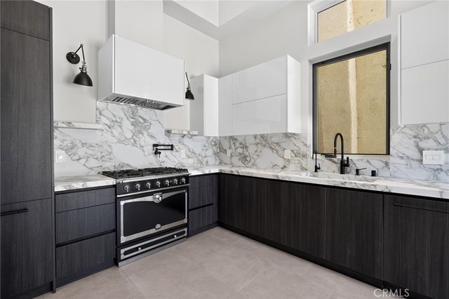 3087 Passmore Drive, Los Angeles, CA 90068