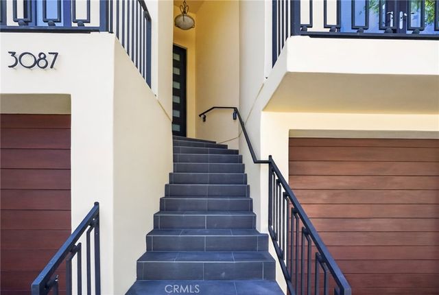 3087 Passmore Drive, Los Angeles, CA 90068