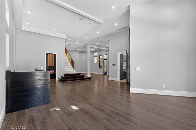 3087 Passmore Drive, Los Angeles, CA 90068
