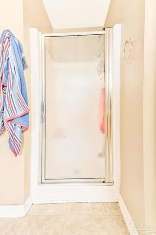 6825 Fort Deposit Dr, Pensacola, FL 32526