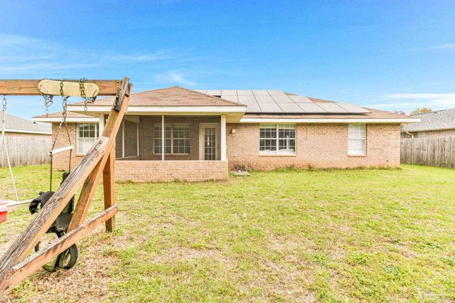 6825 Fort Deposit Dr, Pensacola, FL 32526