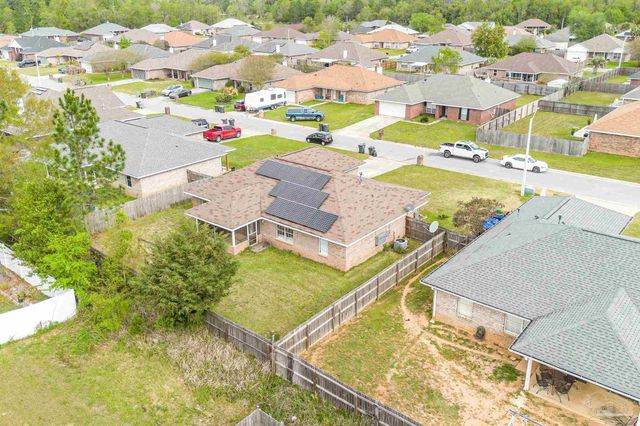 6825 Fort Deposit Dr, Pensacola, FL 32526