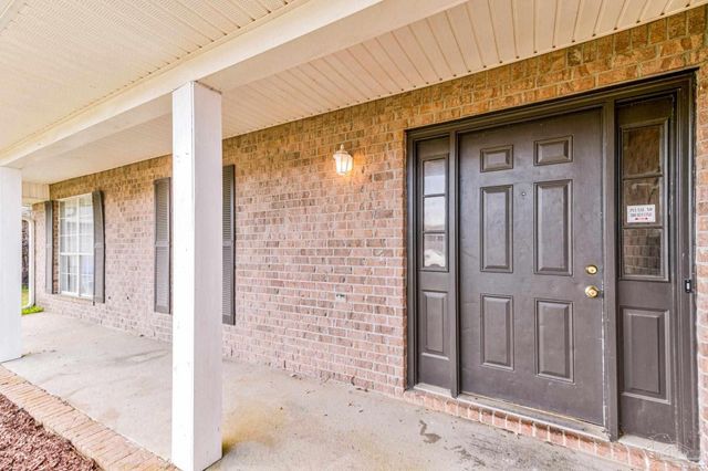 6825 Fort Deposit Dr, Pensacola, FL 32526