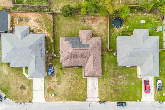 6825 Fort Deposit Dr, Pensacola, FL 32526