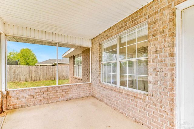 6825 Fort Deposit Dr, Pensacola, FL 32526