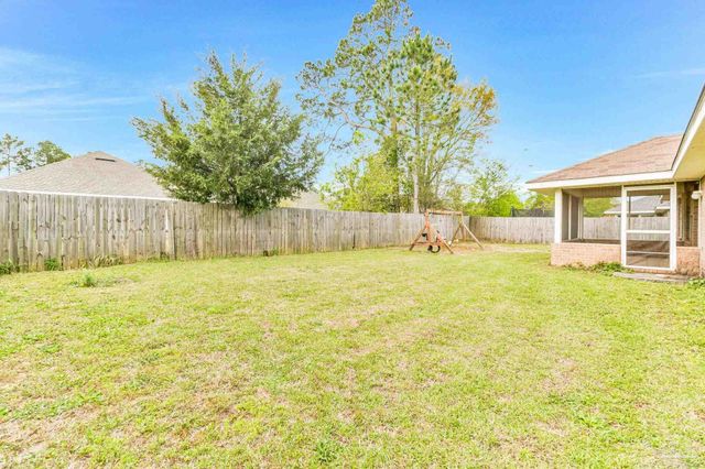 6825 Fort Deposit Dr, Pensacola, FL 32526
