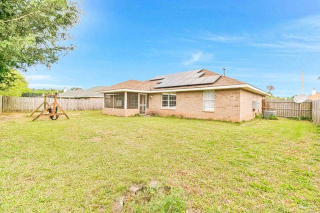 6825 Fort Deposit Dr, Pensacola, FL 32526