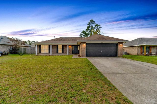 6825 Fort Deposit Dr, Pensacola, FL 32526