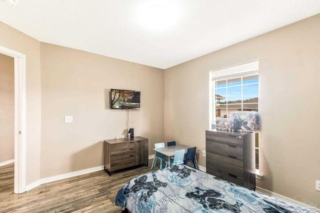 6825 Fort Deposit Dr, Pensacola, FL 32526