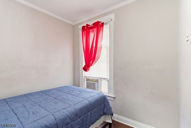 530 Norwood St, East Orange City, NJ 07018