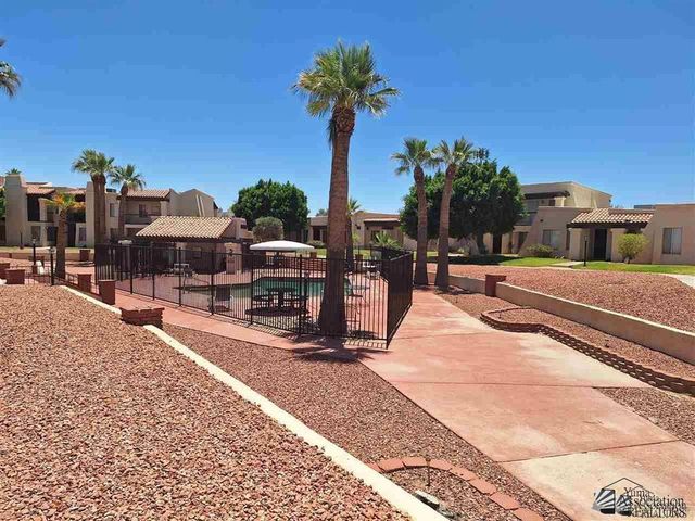 2240 S Elks Ln, Yuma, AZ 85364