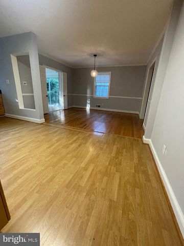 5528 WARWICK PL, Chevy Chase, MD 20815