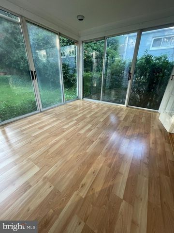 5528 WARWICK PL, Chevy Chase, MD 20815