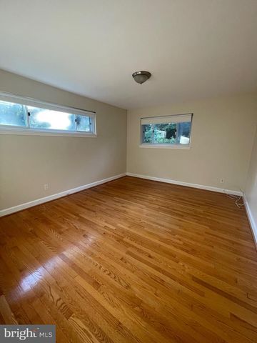 5528 WARWICK PL, Chevy Chase, MD 20815