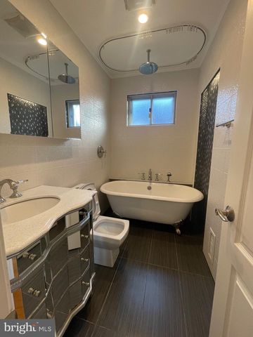 5528 WARWICK PL, Chevy Chase, MD 20815