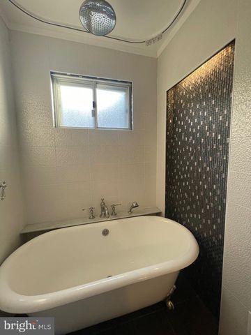 5528 WARWICK PL, Chevy Chase, MD 20815