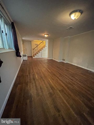 5528 WARWICK PL, Chevy Chase, MD 20815