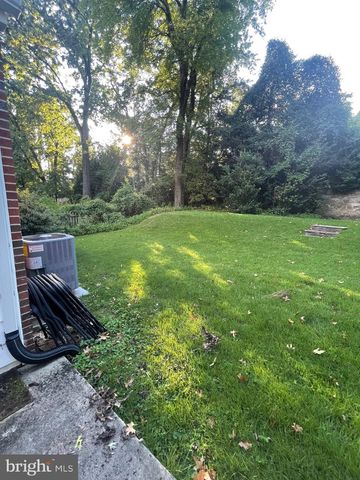 5528 WARWICK PL, Chevy Chase, MD 20815