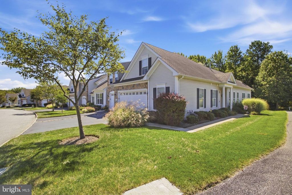 1631 VILLAGE AVE, Garnet Valley, PA 19060 — exterior