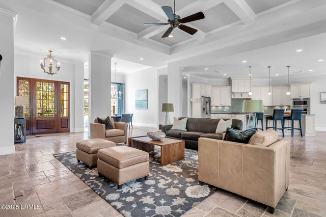 20 Royal Crest Drive, Hilton Head Island, SC 29928