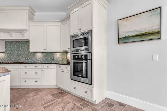 20 Royal Crest Drive, Hilton Head Island, SC 29928