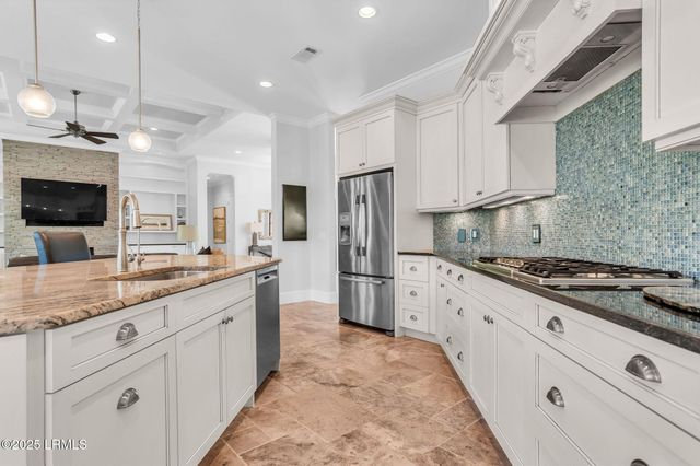 20 Royal Crest Drive, Hilton Head Island, SC 29928