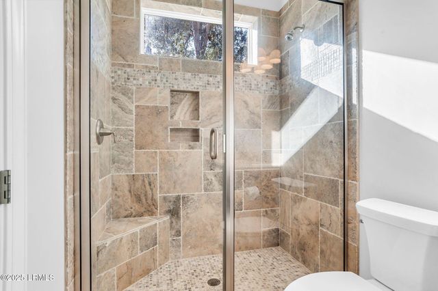 20 Royal Crest Drive, Hilton Head Island, SC 29928