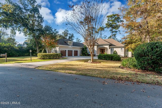 20 Royal Crest Drive, Hilton Head Island, SC 29928
