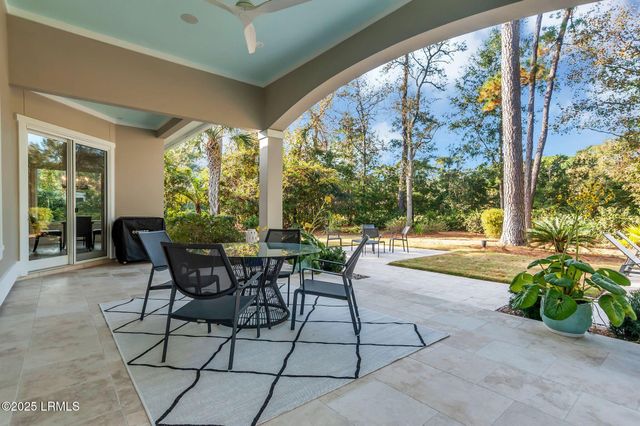 20 Royal Crest Drive, Hilton Head Island, SC 29928