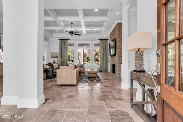 20 Royal Crest Drive, Hilton Head Island, SC 29928