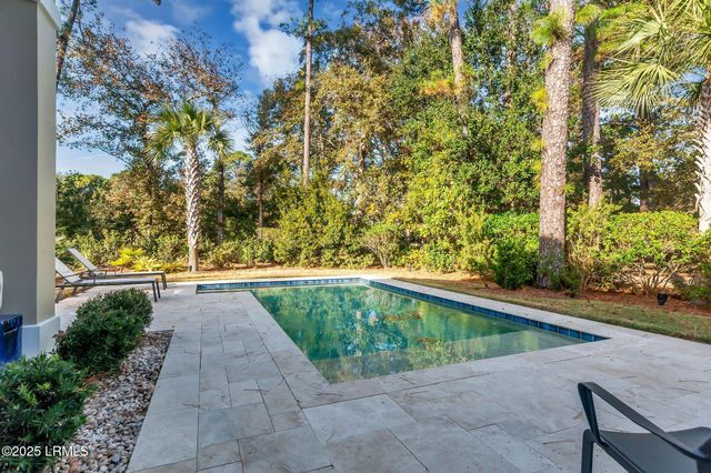 20 Royal Crest Drive, Hilton Head Island, SC 29928