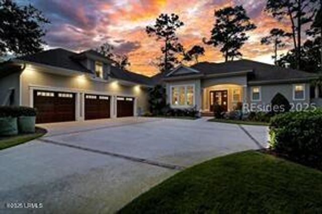 20 Royal Crest Drive, Hilton Head Island, SC 29928