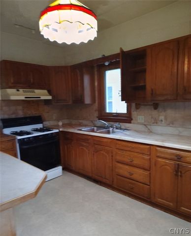 611 Highland Street, Syracuse, NY 13203