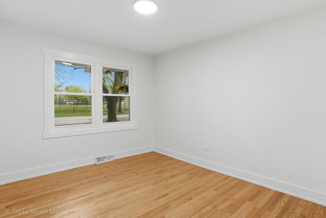 9817 Washington Avenue, Oak Lawn, IL 60453
