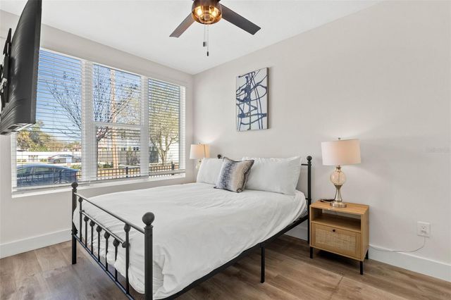 121 E WARREN AVENUE 3, Tampa, FL 33602